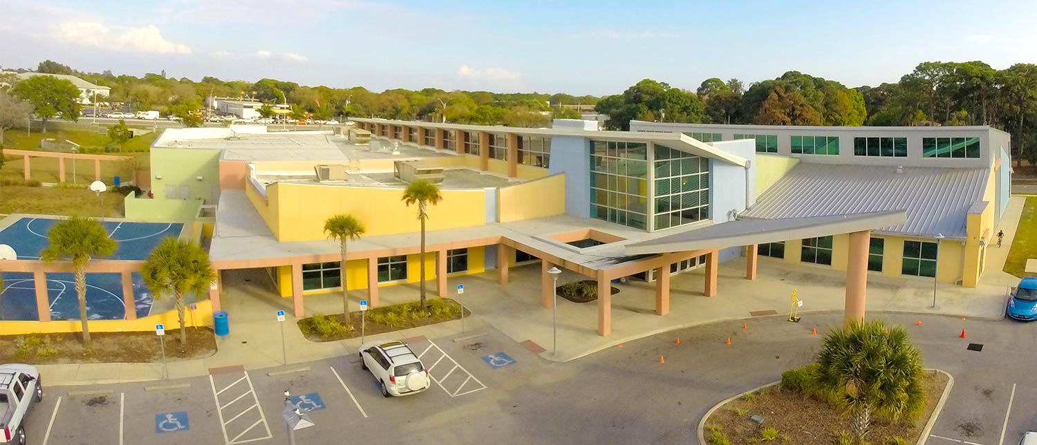 Robert L. Taylore Community Center & Aquatic Splash Park
